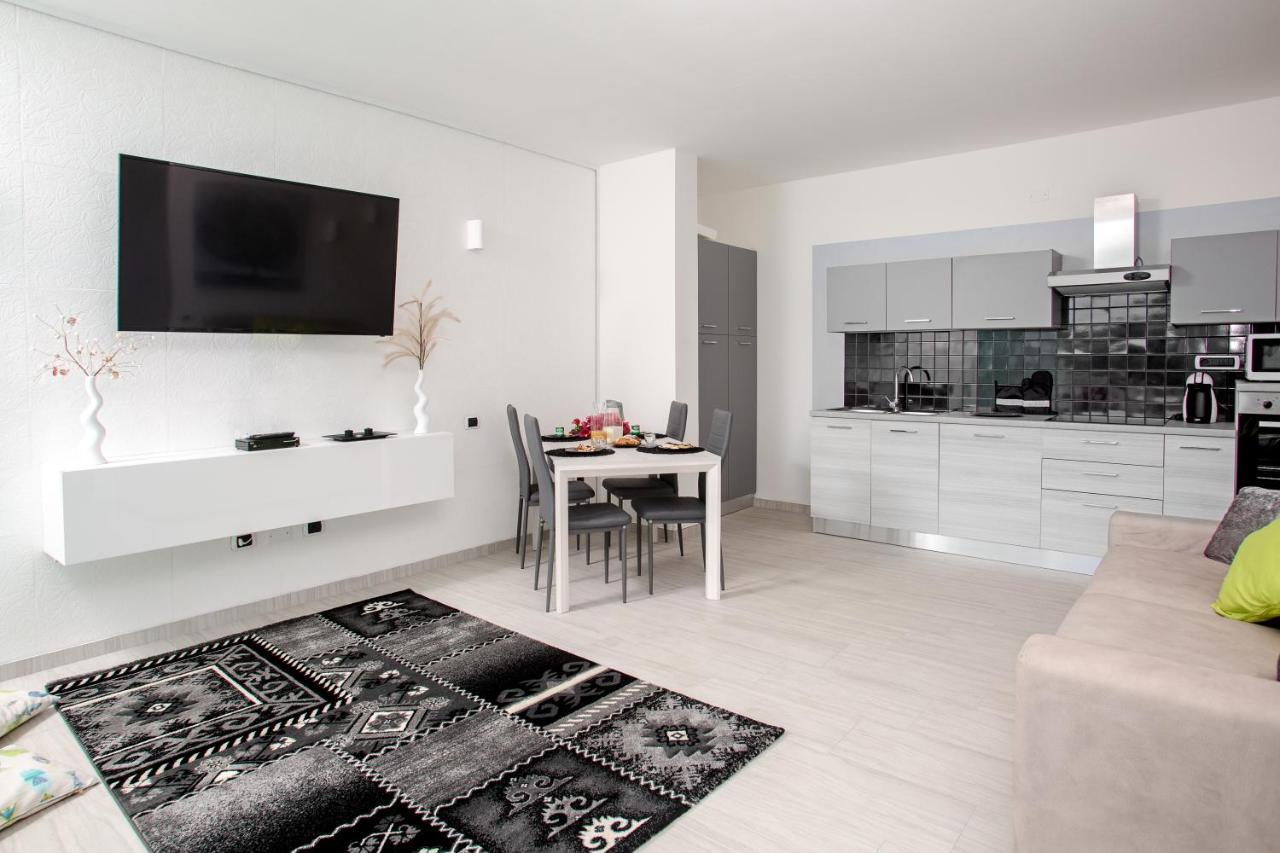 Apartament La Torre House Santa Teresa Gallura Zewnętrze zdjęcie